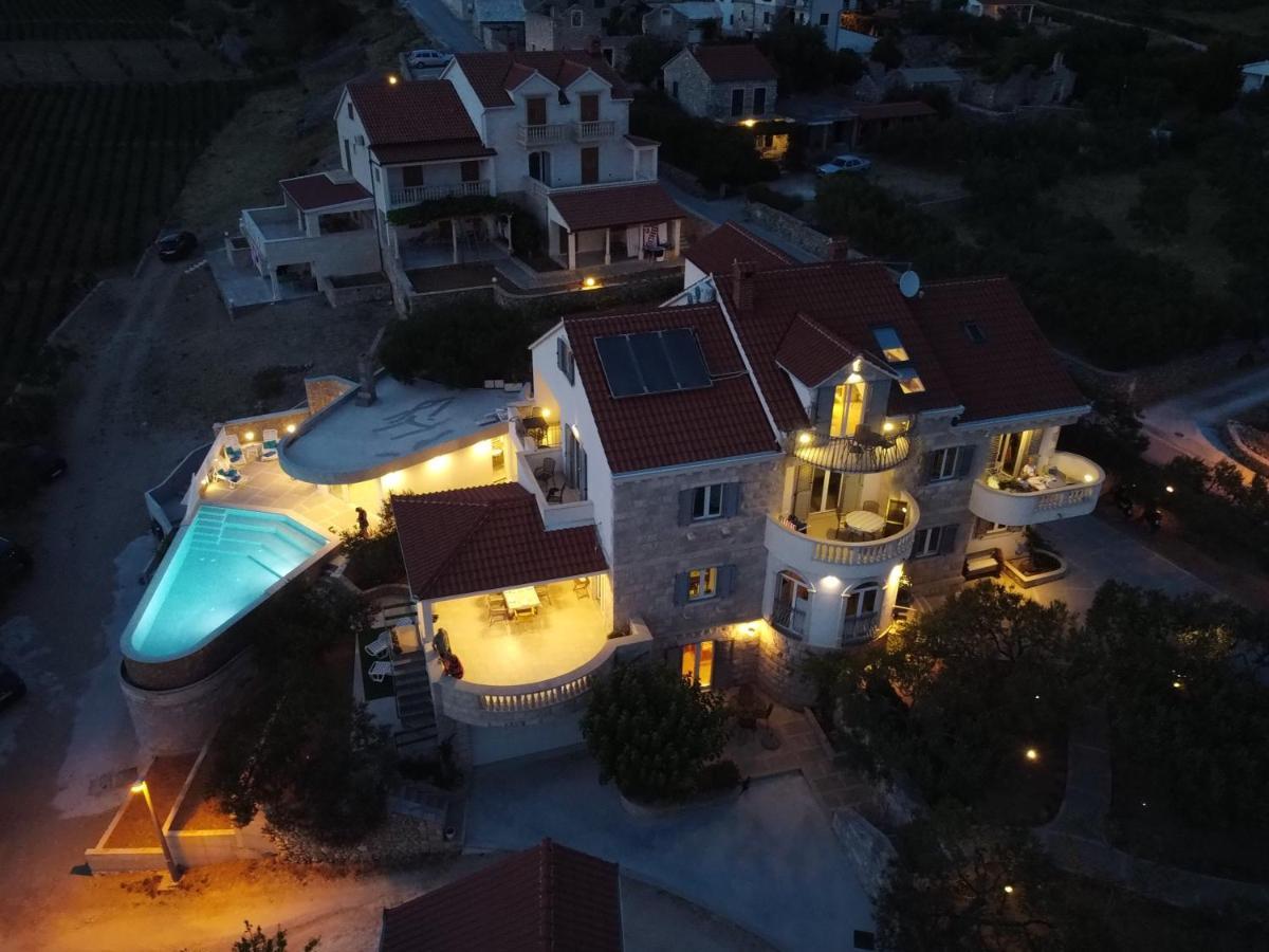 Villa Franka With Swimming Pool Bol Zewnętrze zdjęcie